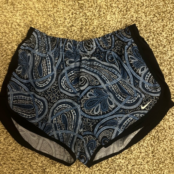 NIKE DRI-FIT SHORTS - Picture 1 of 3